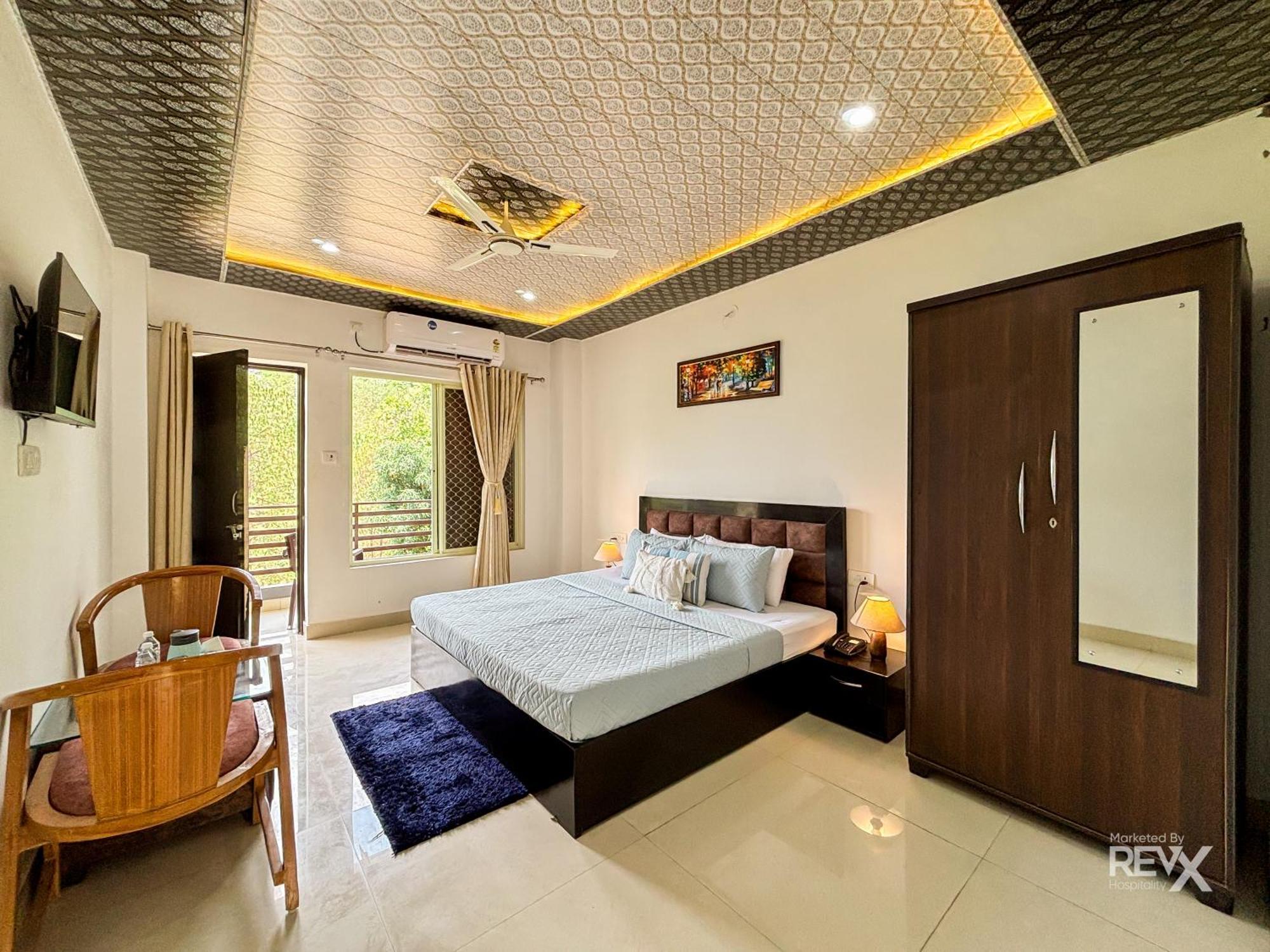 Hotel Prince Valley Lansdowne Buitenkant foto