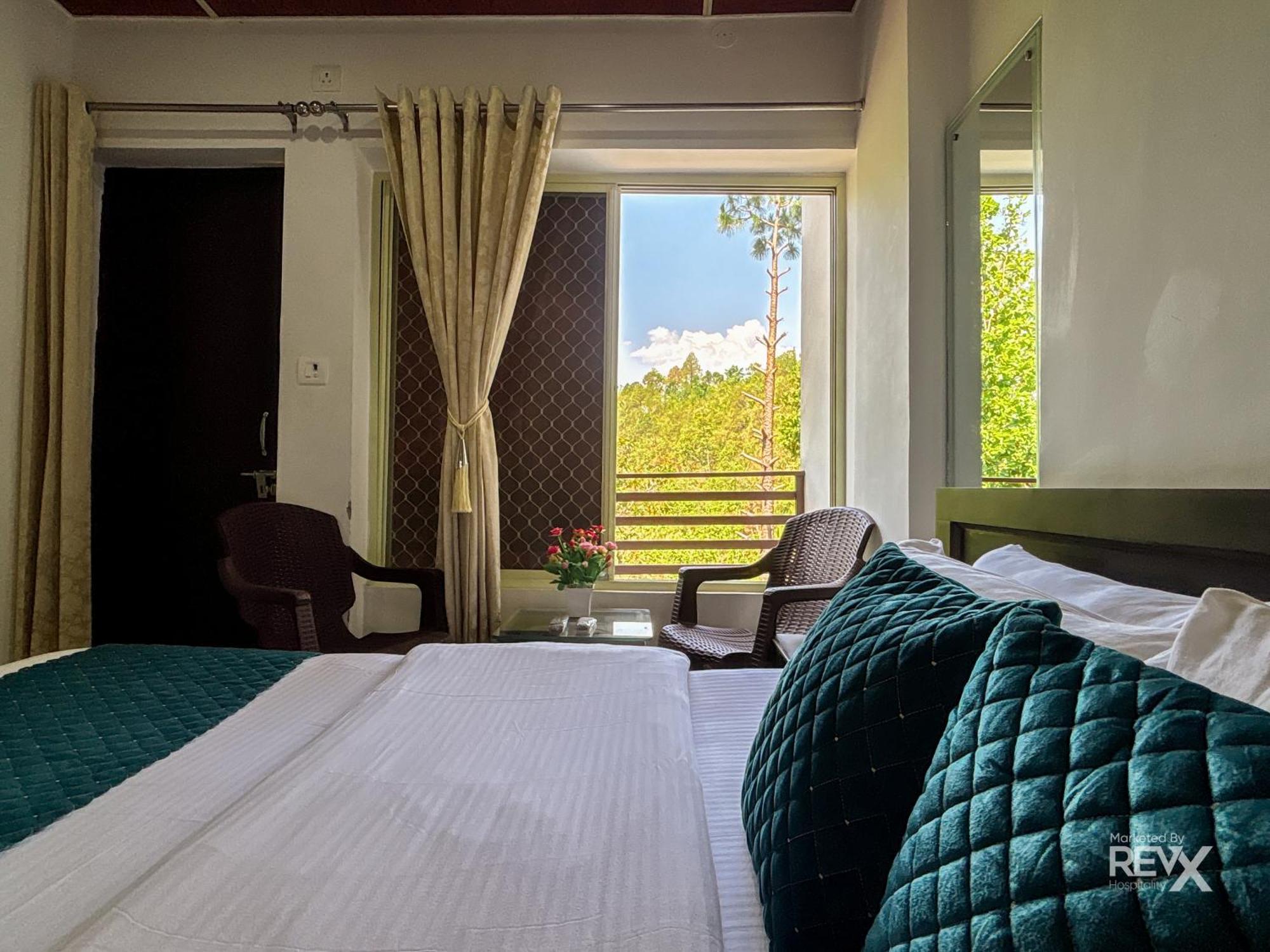 Hotel Prince Valley Lansdowne Buitenkant foto