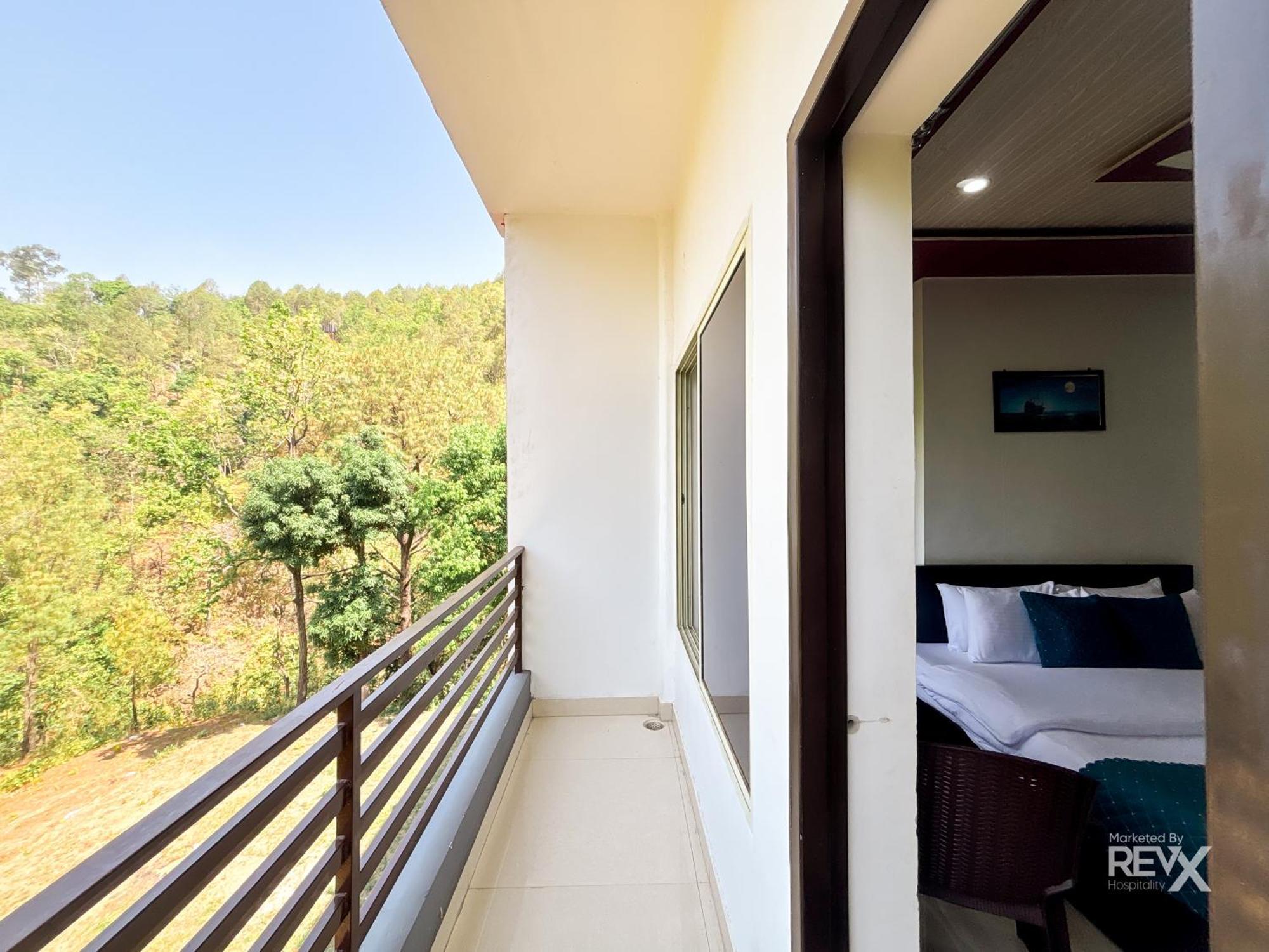 Hotel Prince Valley Lansdowne Buitenkant foto
