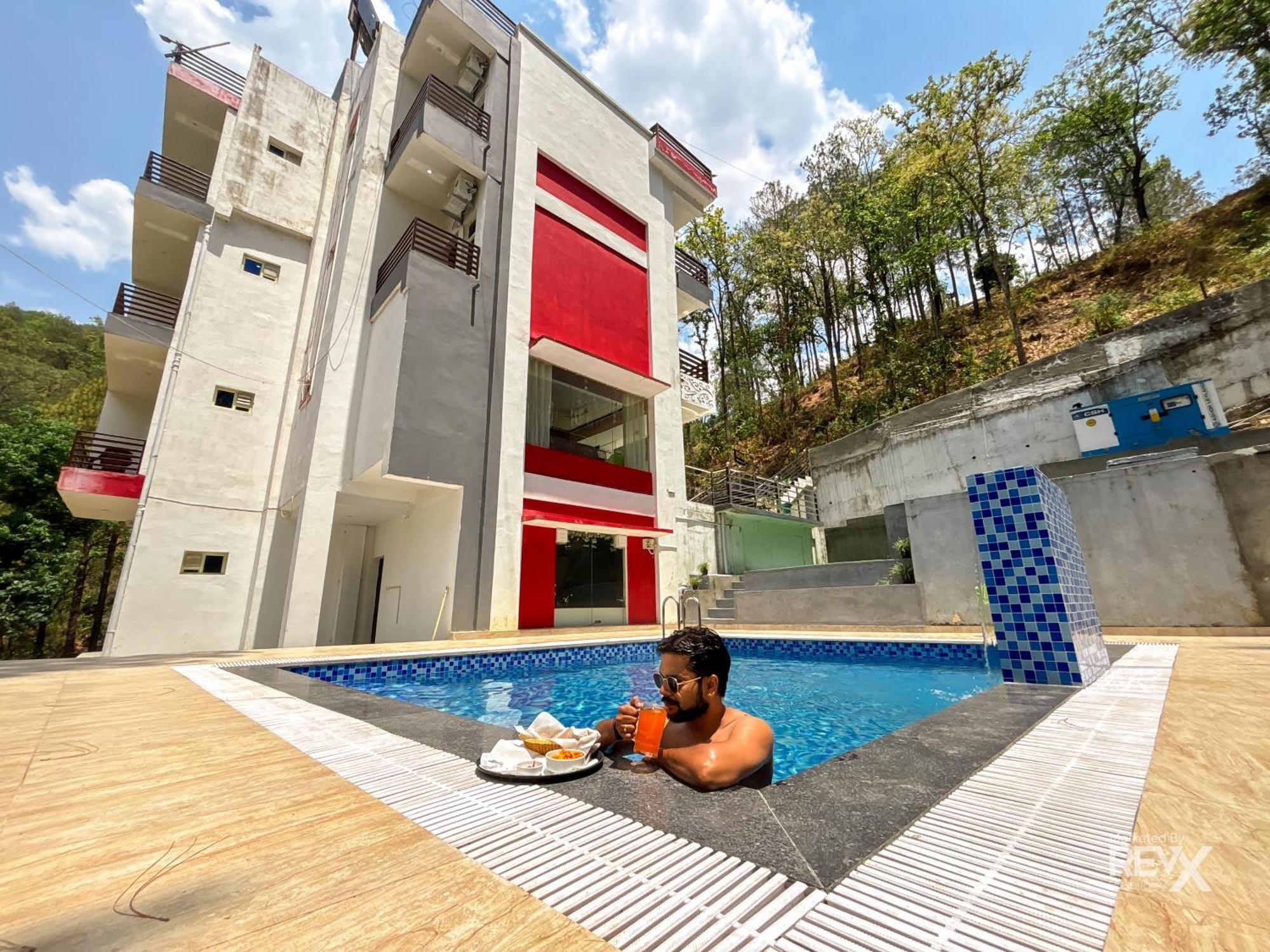 Hotel Prince Valley Lansdowne Buitenkant foto