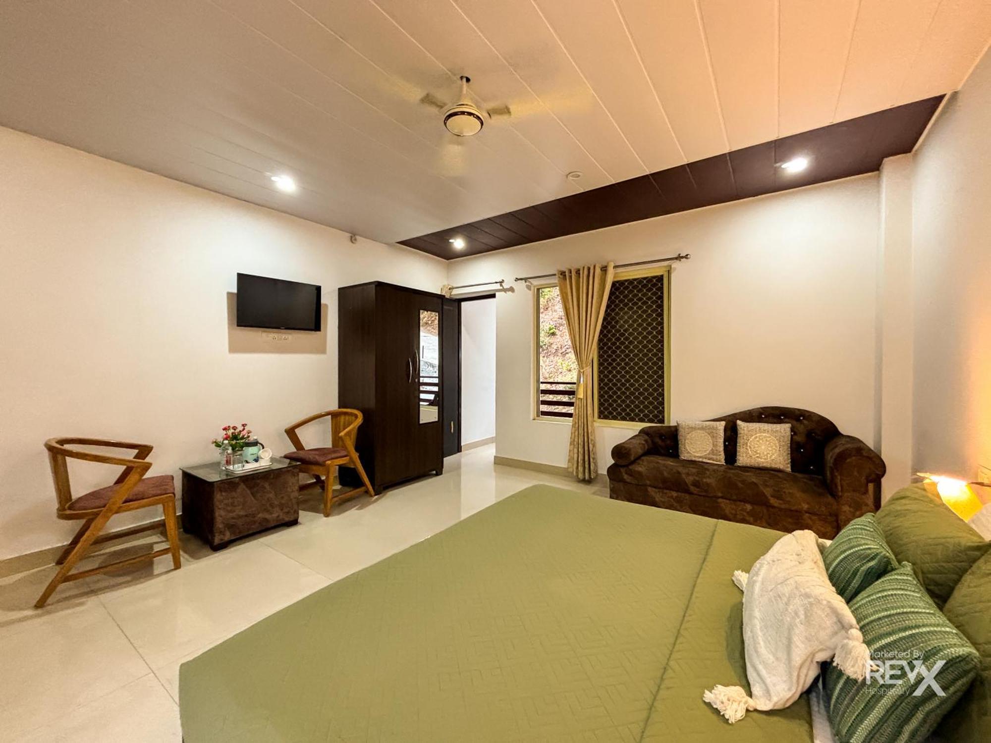 Hotel Prince Valley Lansdowne Buitenkant foto
