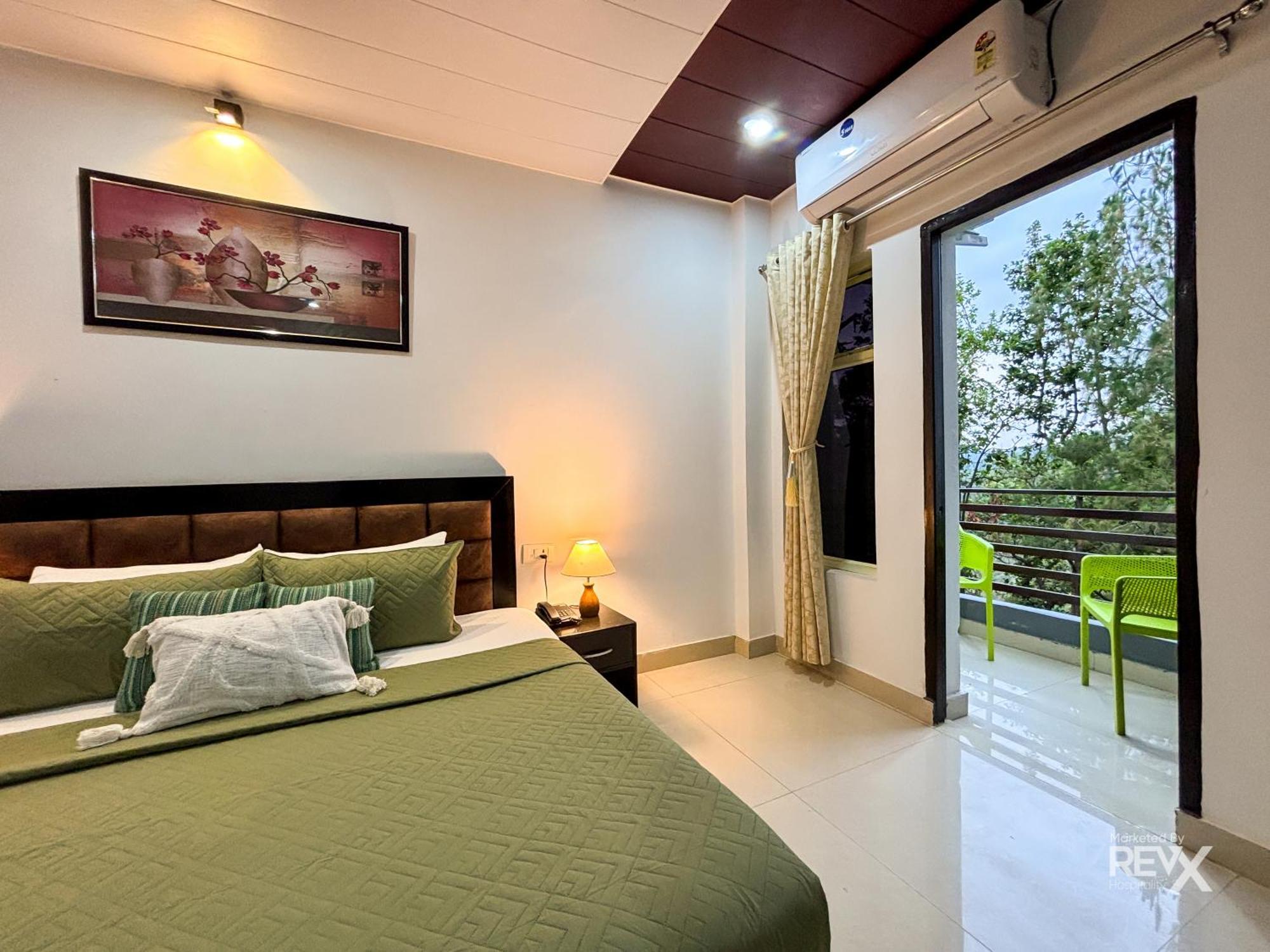 Hotel Prince Valley Lansdowne Buitenkant foto